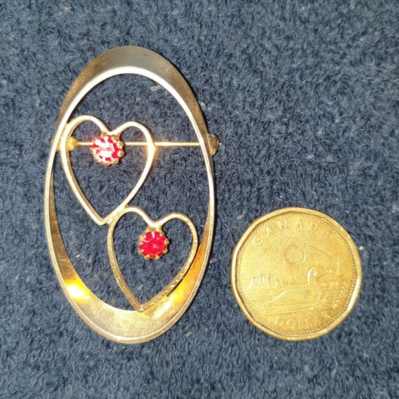 Romantic Vintage 2-Heart Gold Tone with Red Rhinestones Brooch - Picture 1 of 9